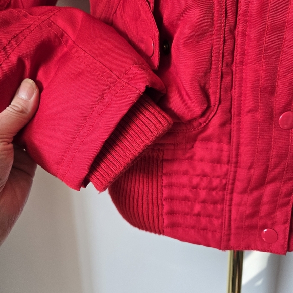 Vero Moda Red Waist Length Ski Jacket Jacket. Aize Medium - Picture 6 of 14